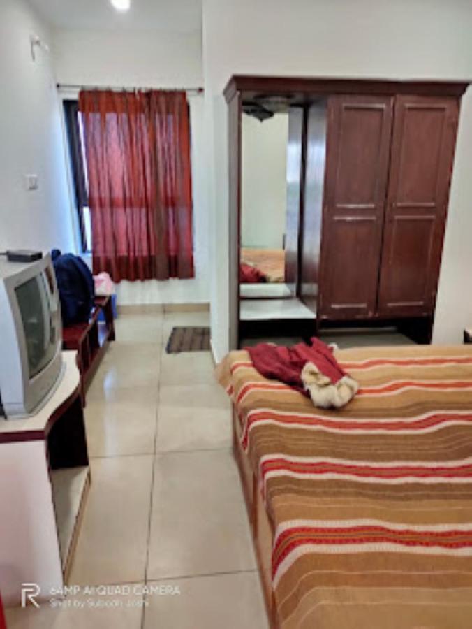 Mp Tourist Bunglow , Chitrakoot Hotel Sitapur Muafi Luaran gambar