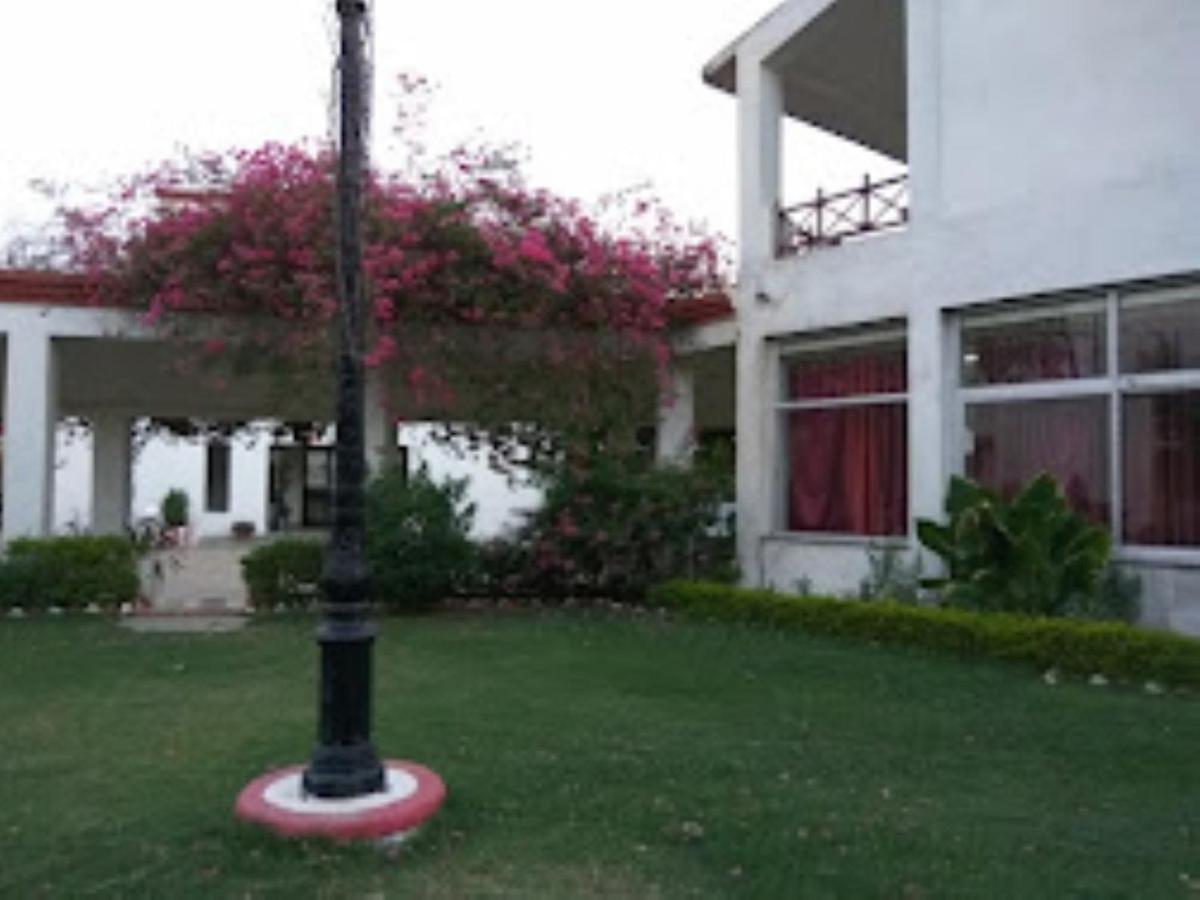 Mp Tourist Bunglow , Chitrakoot Hotel Sitapur Muafi Luaran gambar