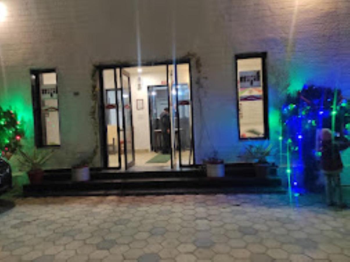 Mp Tourist Bunglow , Chitrakoot Hotel Sitapur Muafi Luaran gambar